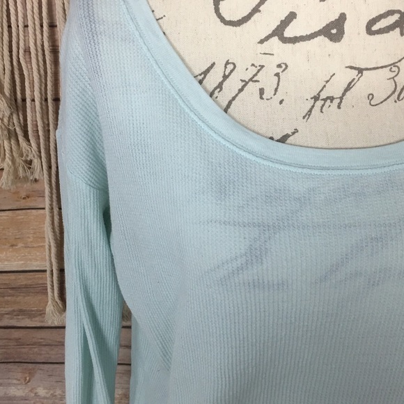 VS PINK | Blue Ribbed Thermal Long Sleeve Tee - Picture 2 of 8